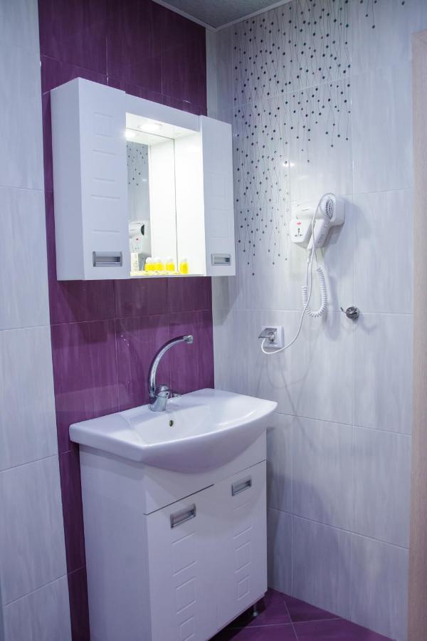 Hotel Fantazia Хасково Екстериор снимка